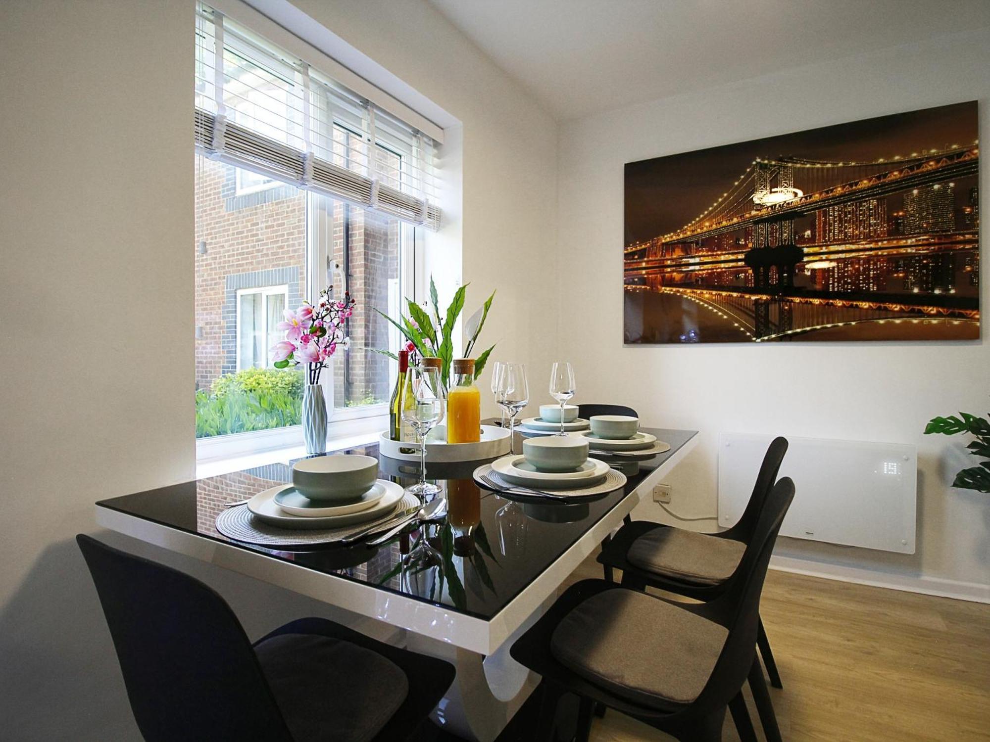 Apartamento 2Bdr Flat Rg1 - Free Open Parking Reading Exterior foto