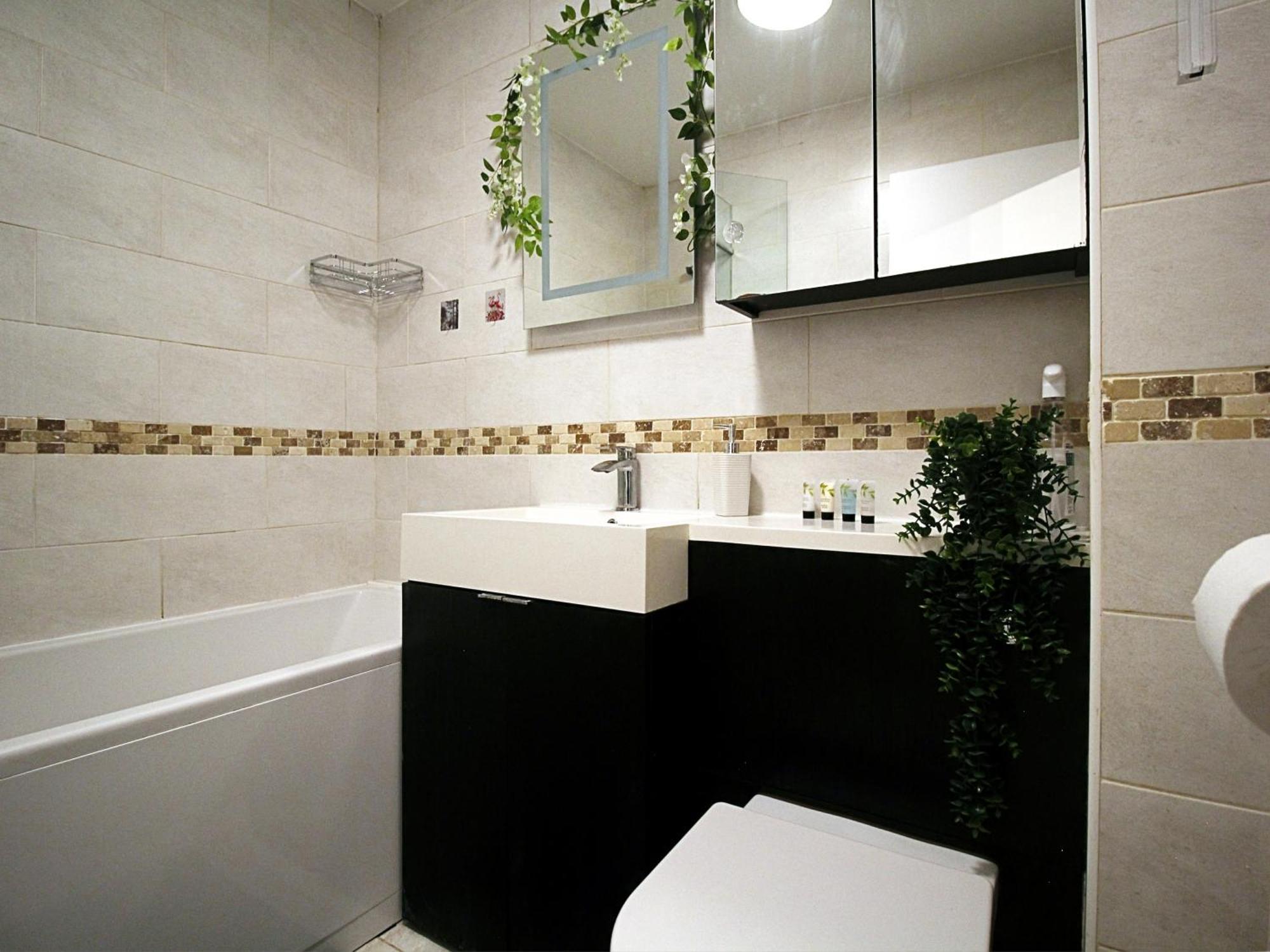 Apartamento 2Bdr Flat Rg1 - Free Open Parking Reading Exterior foto